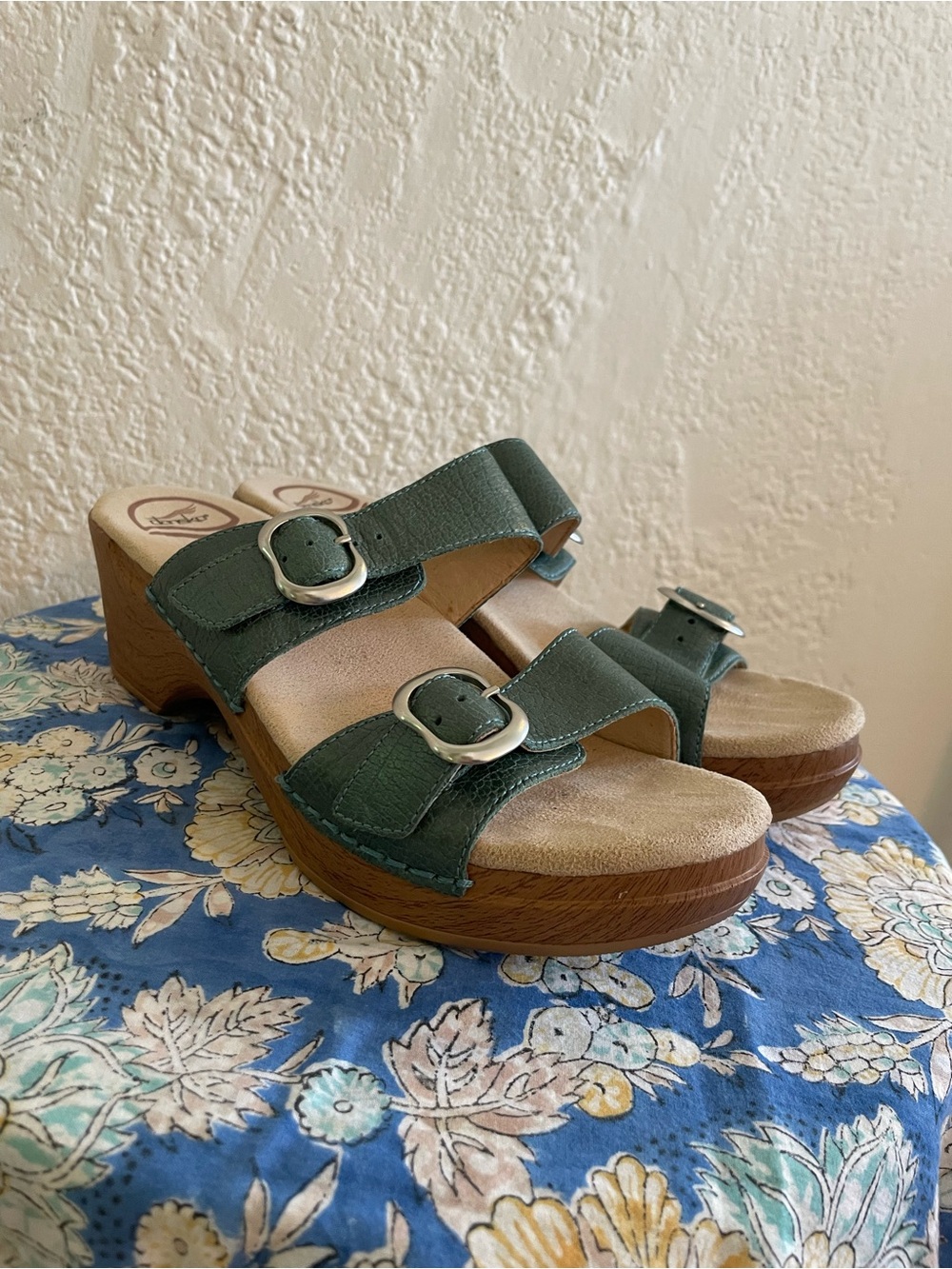 Dansko Sophie Sandals Green 39 - Picture 2 of 8